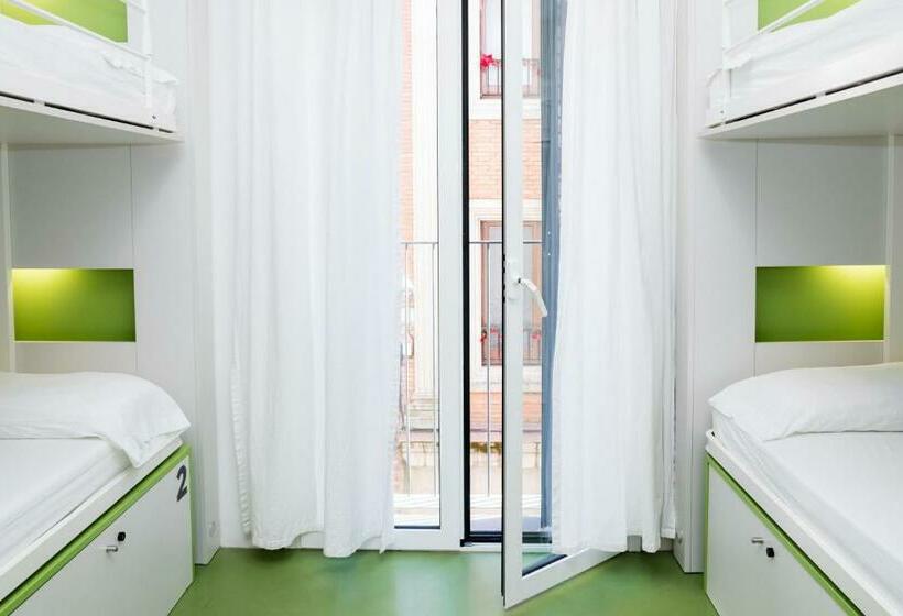 Cama en Habitación Compartida, Sant Jordi Hostels Gracia