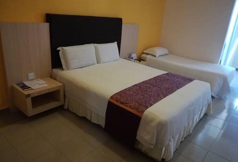 اتاق سوپریور سه تخته, Geopark Hotel Kuah Langkawi