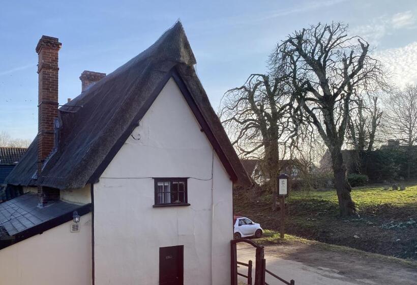 Стандартный Номер Кровать Кинг, Kings Head Low House