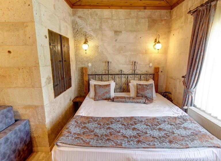 小型套房, Roma Cave Suite