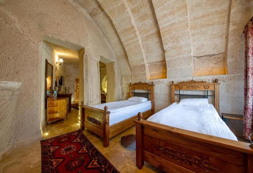 豪华家庭房间, Roma Cave Suite