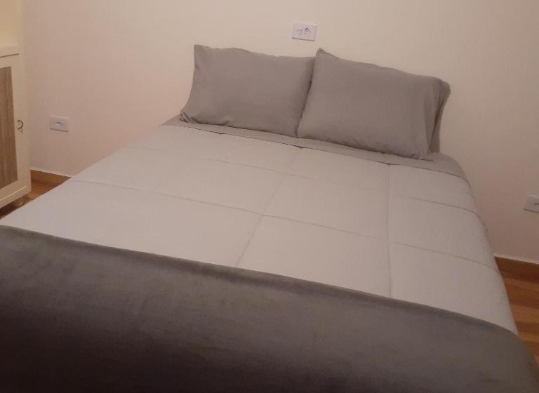سوییت با چشم‌انداز باغ, Bela Vista Suítes