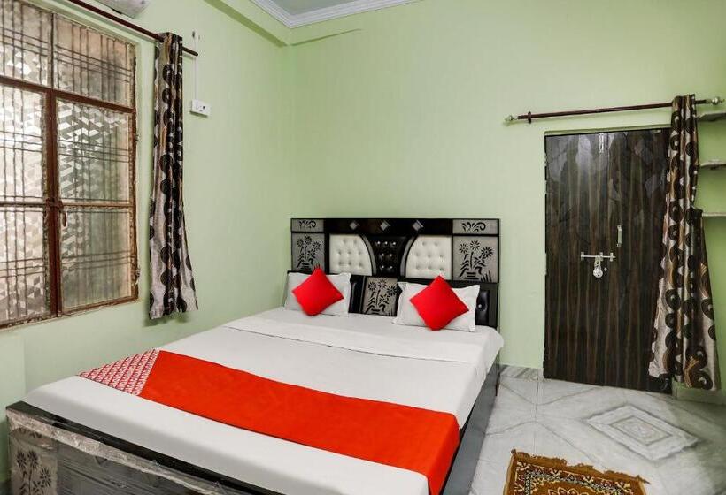 Трехместный Номер Классика, Oyo Flagship 81292 Love To Serve Oyo