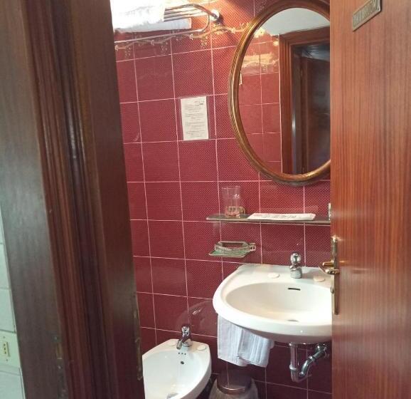 Номер Стандарт с Балконом, Al Mari Suites