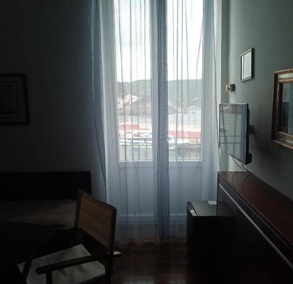 Номер Стандарт с Балконом, Al Mari Suites