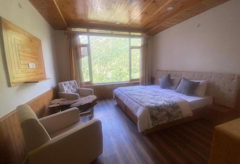 샬레, Tirthan Valley   House Of Sharon