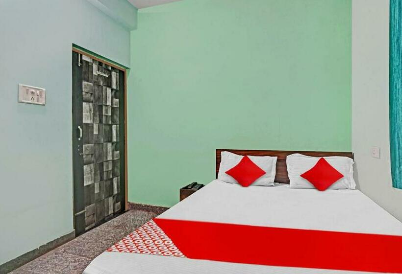اتاق کلاسیک سه تخته, Oyo Flagship 81304  Np Prince Inn