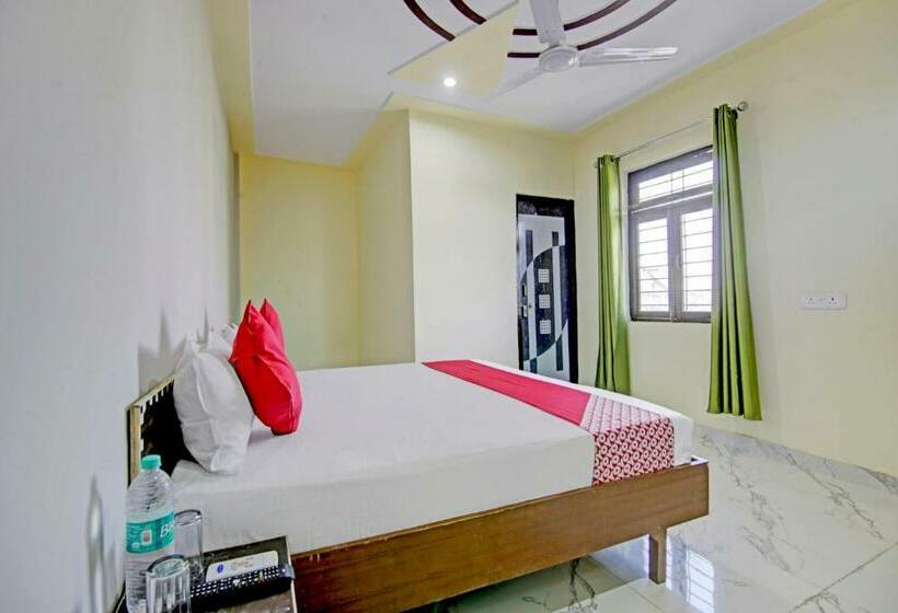 Трехместный Номер Классика, Oyo Flagship 81378 Dadri Stays