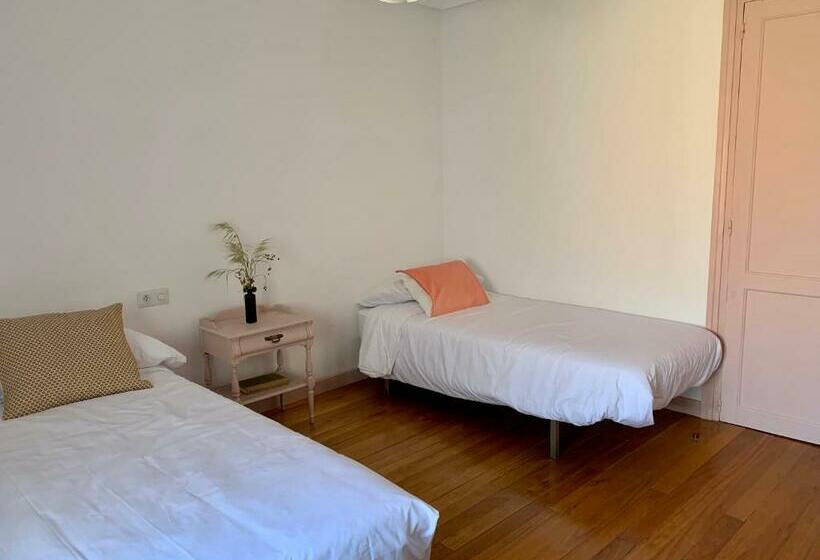Номер Стандарт Трехместный, Casa Loopez Hostel