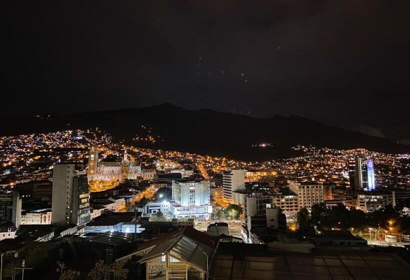 Четырехместный Номер Стандарт, Hostal La Terraza