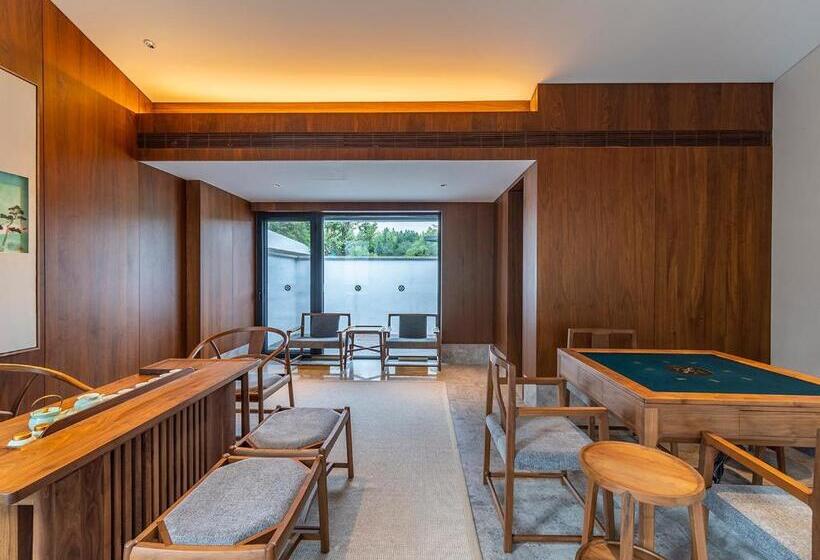 Вилла 3 Спальни, Wishgarden Resort