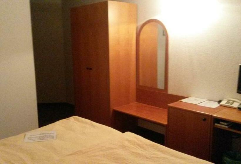 Номер Стандарт Индивидуальный, Eiscafe Pizzeria Hotel Rialto