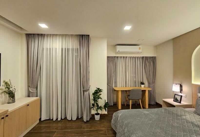 豪华房间, บ้านสุขใจ สามใบเถา