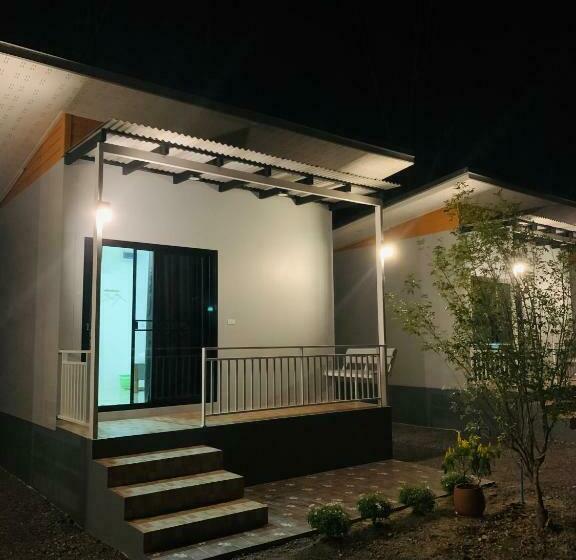 스탠다드 룸 가든 전망, Suanvadee Resort สวนวดี รีสอร์ท