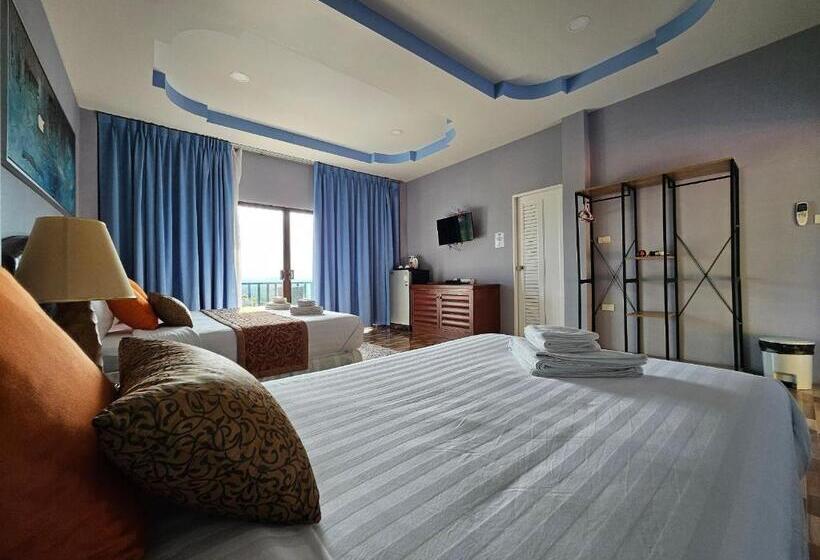 스탠다드 트리플 룸, So View Phuket Resort