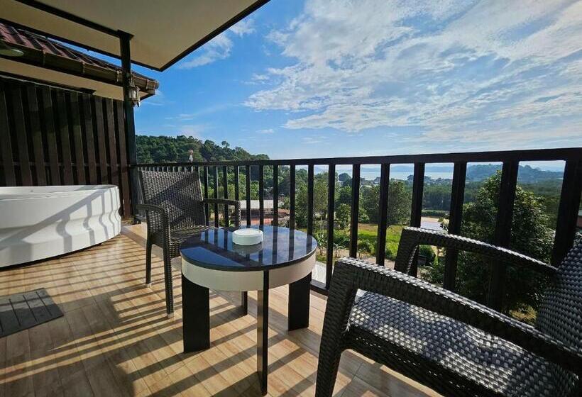 스탠다드 트리플 룸, So View Phuket Resort