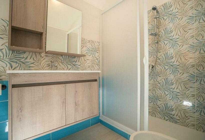 Quarto Estandar com Sacada, La Scala Del Moro Rooms   Dolce Risveglio