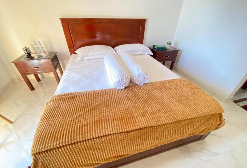 Семейный Номер, Rumah Windy Guest House Bira