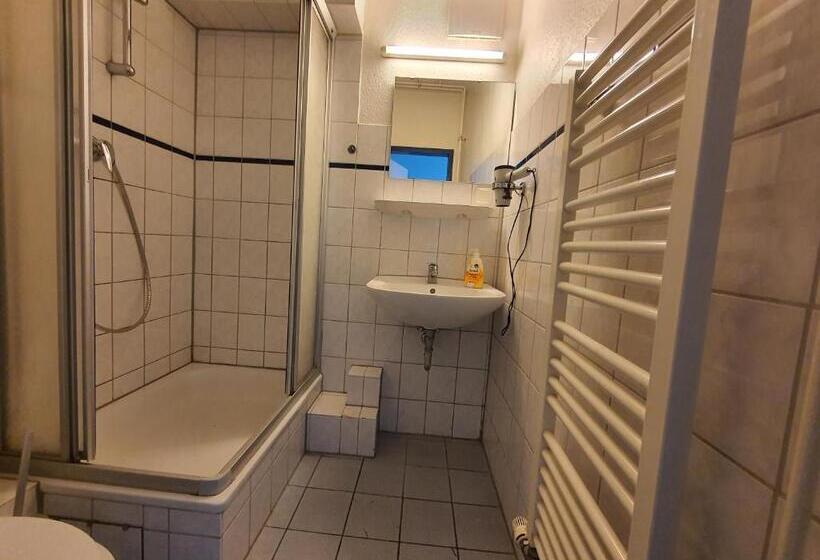 Quarto Triplo Estandar, Ambiente By Next Inn