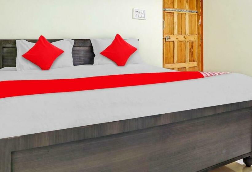 اتاق کلاسیک سه تخته, Oyo Flagship 70252  Samridhi