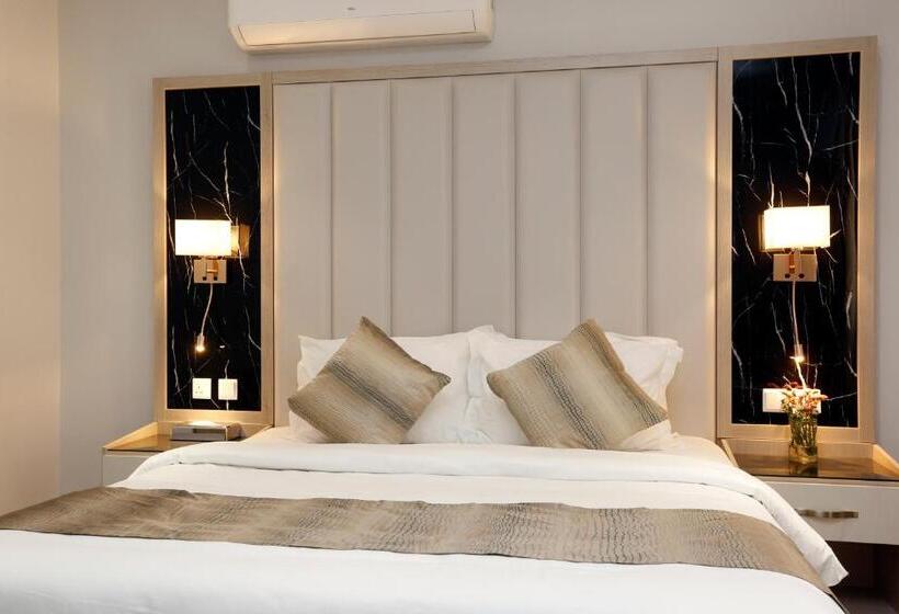 Family Suite, وايت مون للأجنحة الفندقية  الرصراص