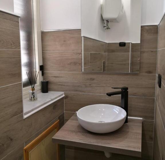 خانه 1 خوابه, Carlino Room S