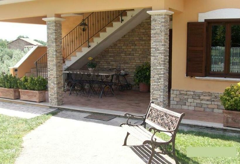 اتاق لوکس, Il Giardino Degli Ulivi
