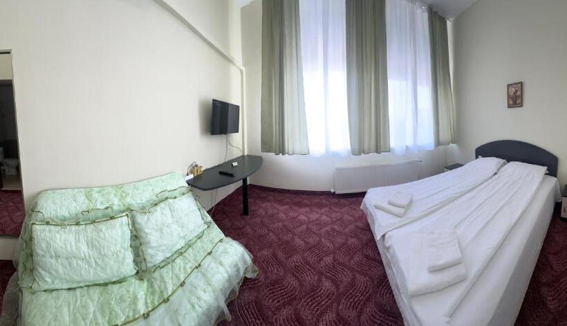 Дом 1 Спальня, Kremena Guest House