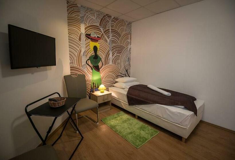اتاق استاندارد, Mokka Apartman Szeged