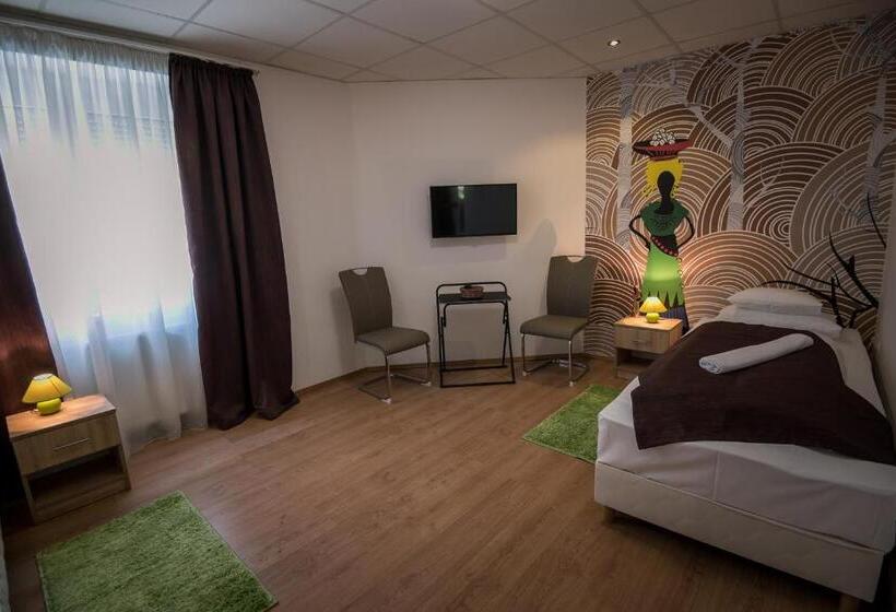 اتاق استاندارد, Mokka Apartman Szeged