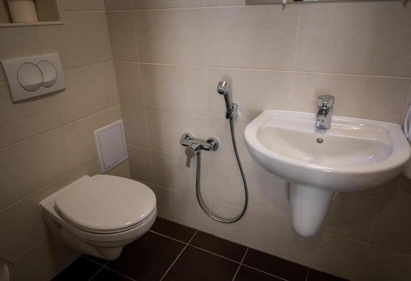 اتاق استاندارد, Mokka Apartman Szeged