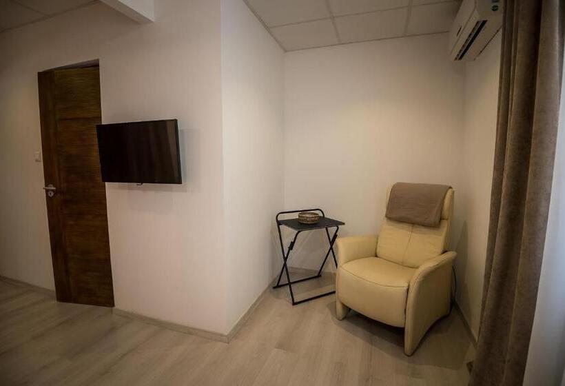 اتاق استاندارد, Mokka Apartman Szeged