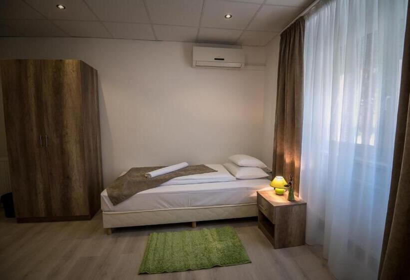 اتاق استاندارد, Mokka Apartman Szeged