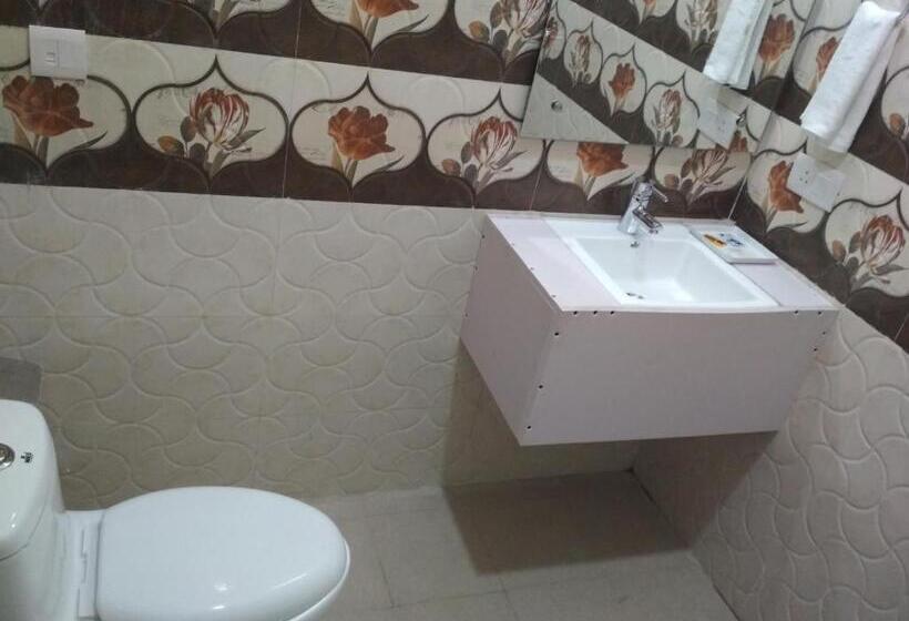 חדר סטנדרט יחיד, White Castle Manesar
