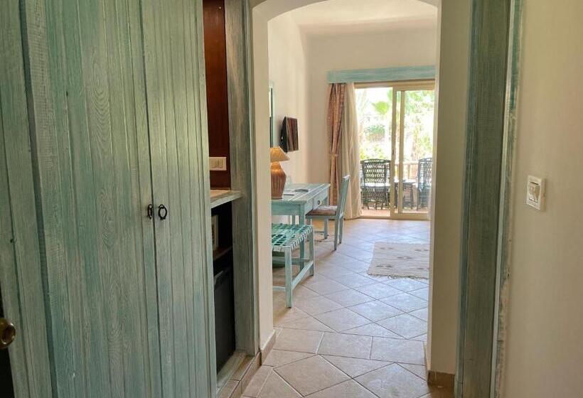 اتاق استاندارد با چشم‌انداز استخر, Soulotel Inn Blue Resort & Spa