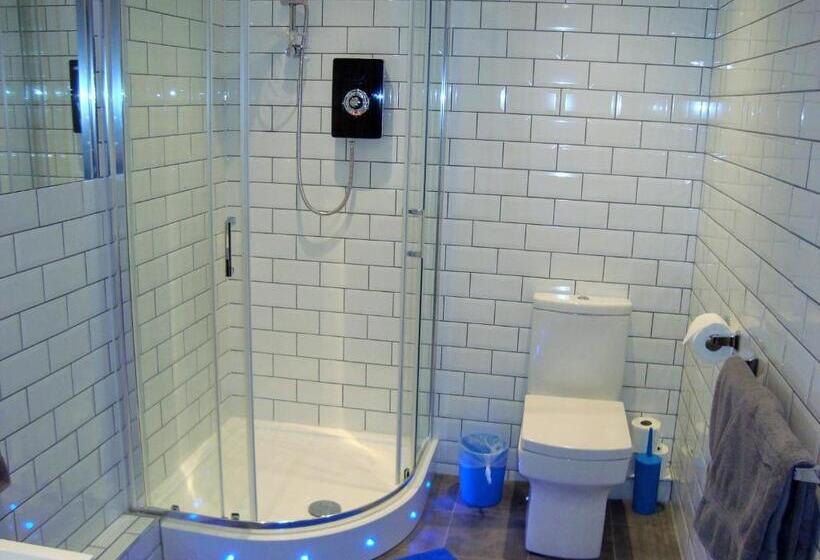 Апартаменты Пентхаус 1 Спальня, Code Pod   The Loft   Edinburgh