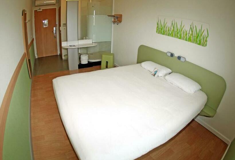 Номер Стандарт Трехместный, Ibis Budget Nimes Centre Gare