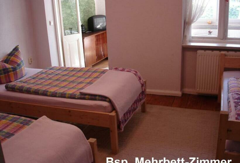 اتاق استاندارد چهار تخته, Rostock übernachtung