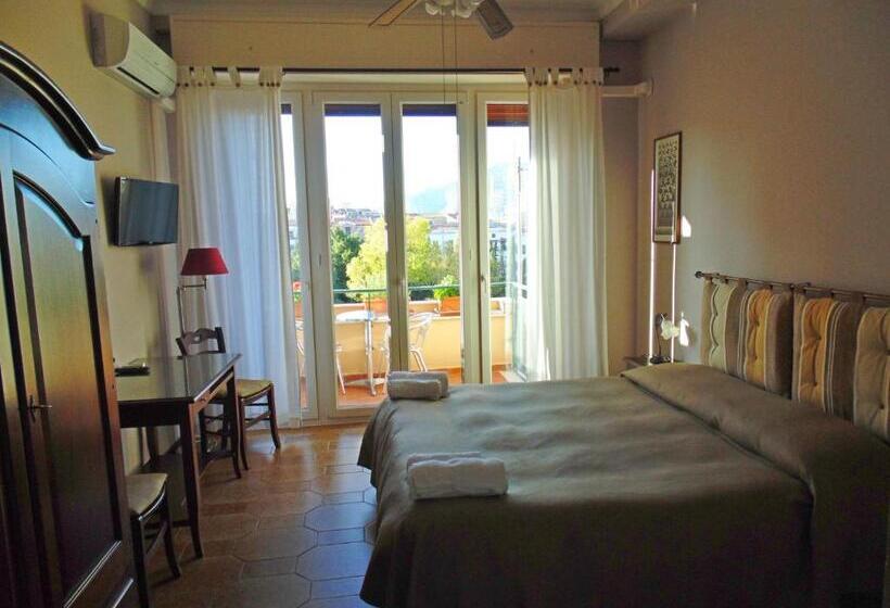 Standard room with outdoor bath, Kemonia