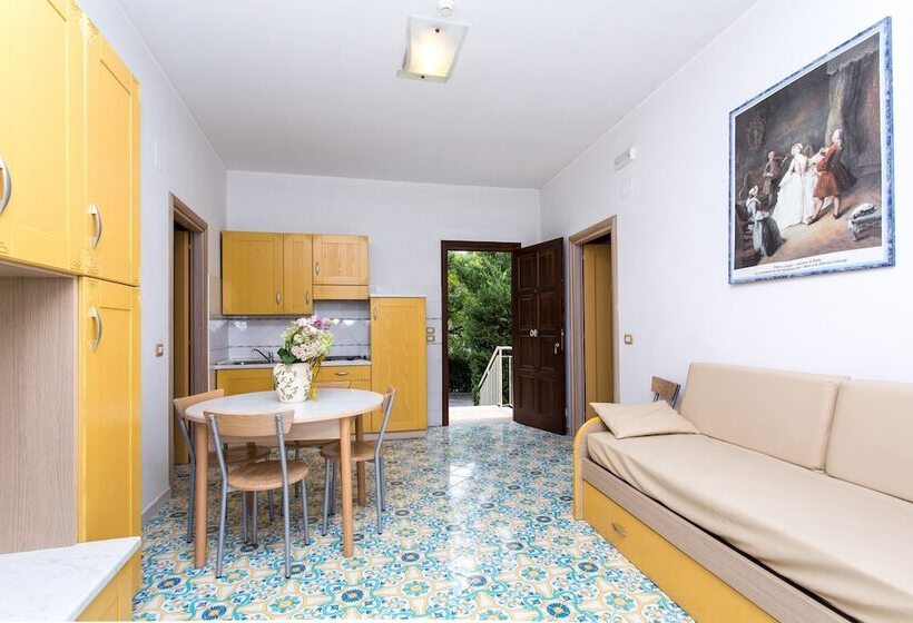 带2个卧室的公寓, Club Residence La Castellana Mare