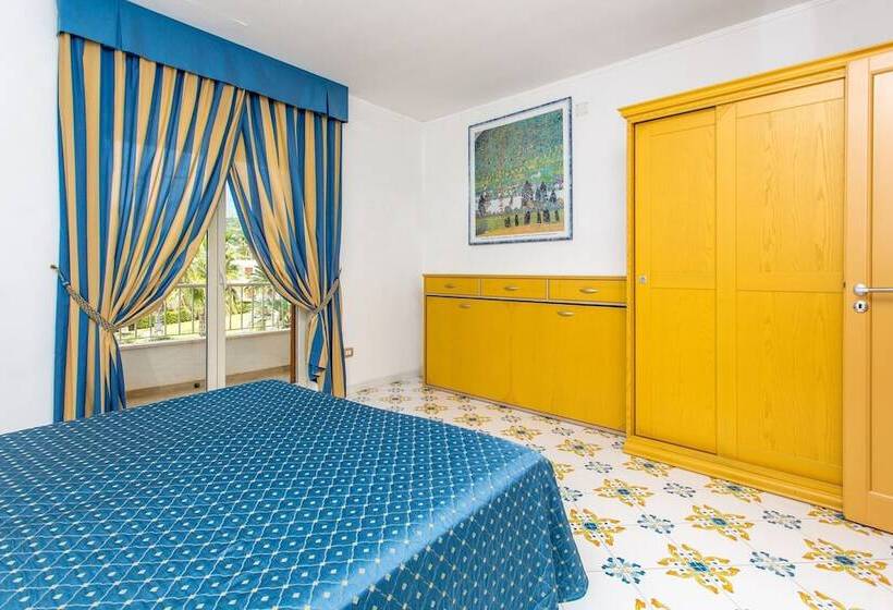 带2个卧室的公寓, Club Residence La Castellana Mare