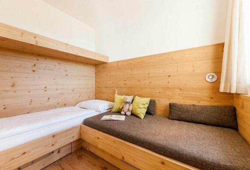 Семейный Номер, Family Home Alpenhof