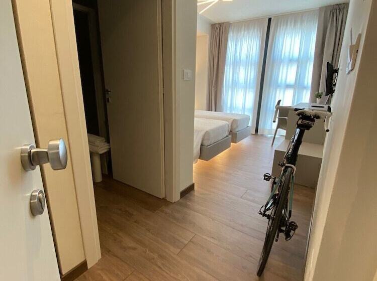 اتاق استاندارد, Fly Bike