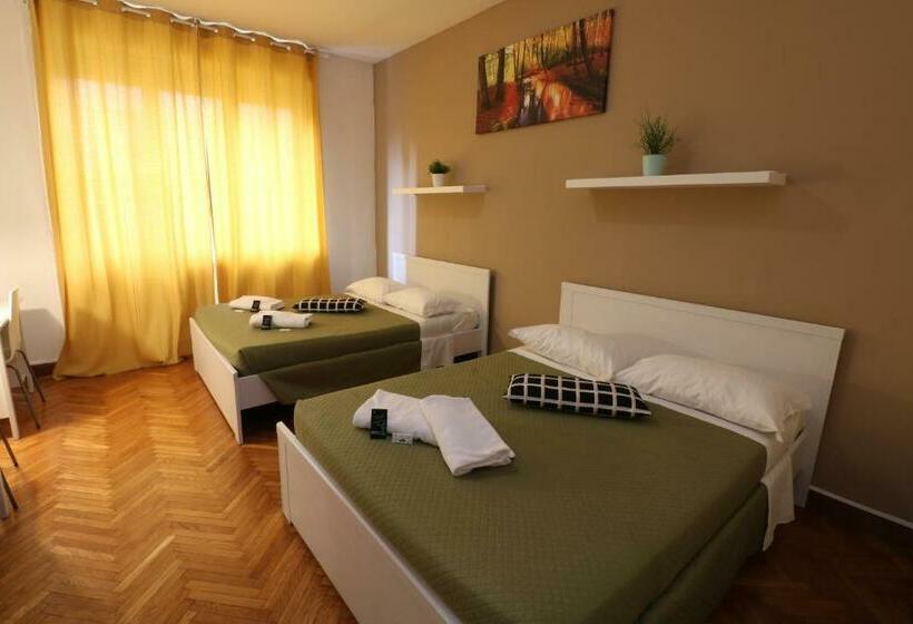 اتاق استاندارد سه تخته با سرویس بهداشتی مشترک, Guest House Pirelli Milano