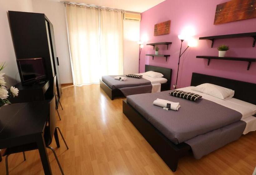 اتاق استاندارد با سرویس بهداشتی مشترک, Guest House Pirelli Milano