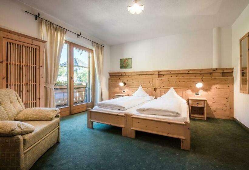 Номер Стандарт с Балконом, Mareo Dolomites