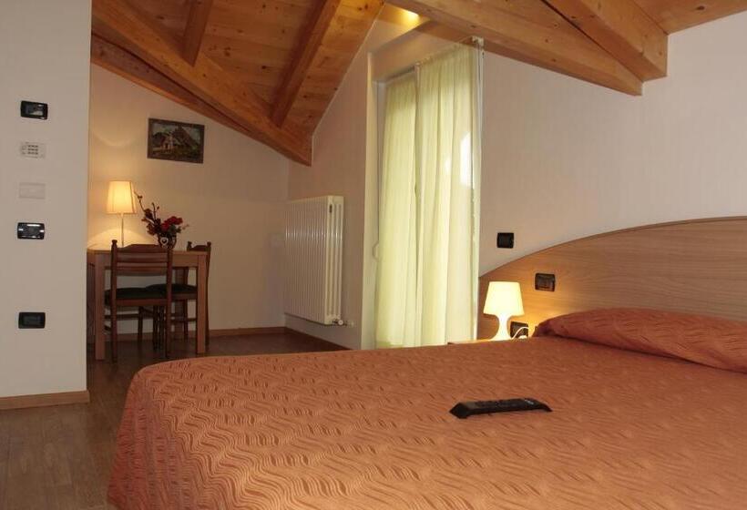Студио Стандарт с Балконом, Residence Hotel Miralago