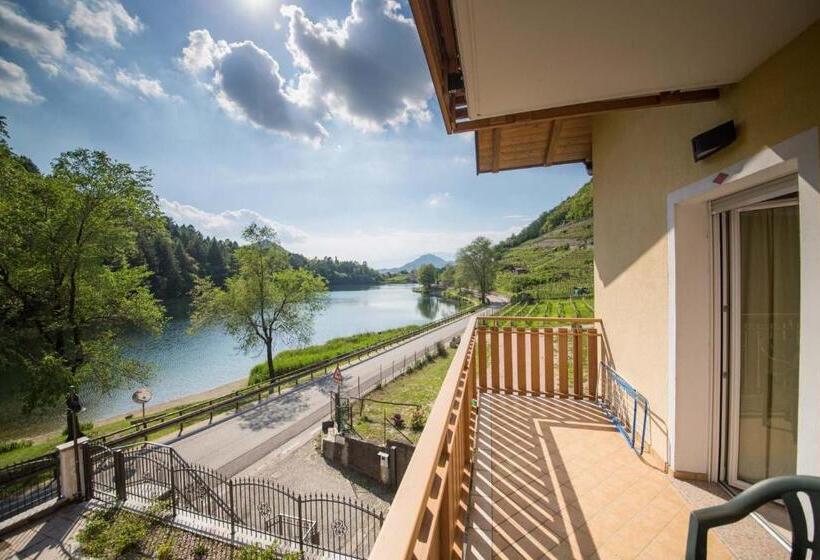 Четырехместный Номер Стандарт с Балконом, Residence Hotel Miralago
