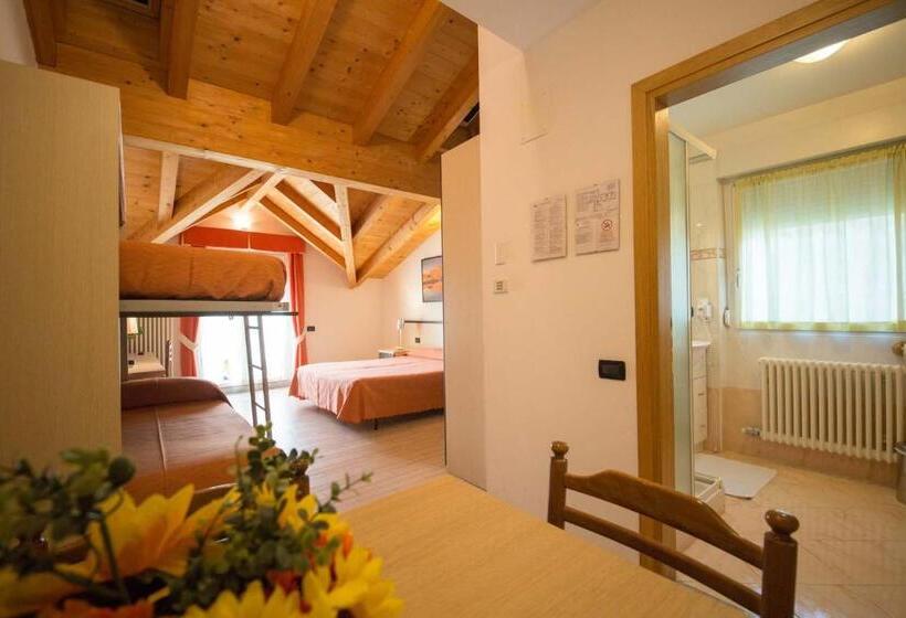 Студио Стандарт с Балконом, Residence Hotel Miralago
