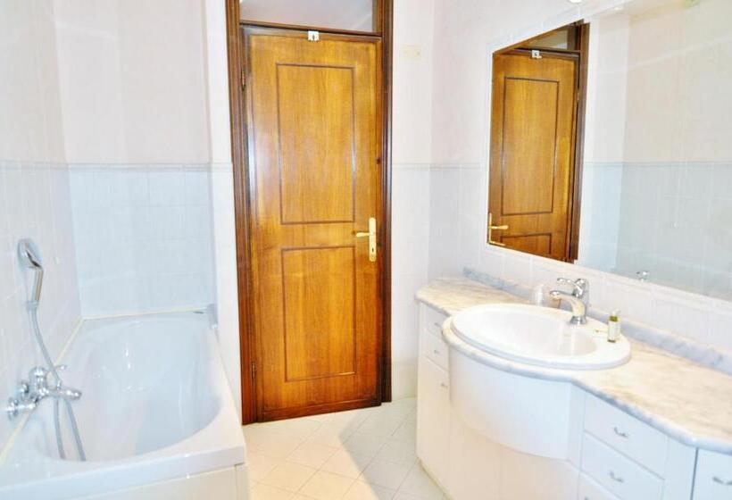 Apartamento 2 Dormitórios, Aromi Piccolo